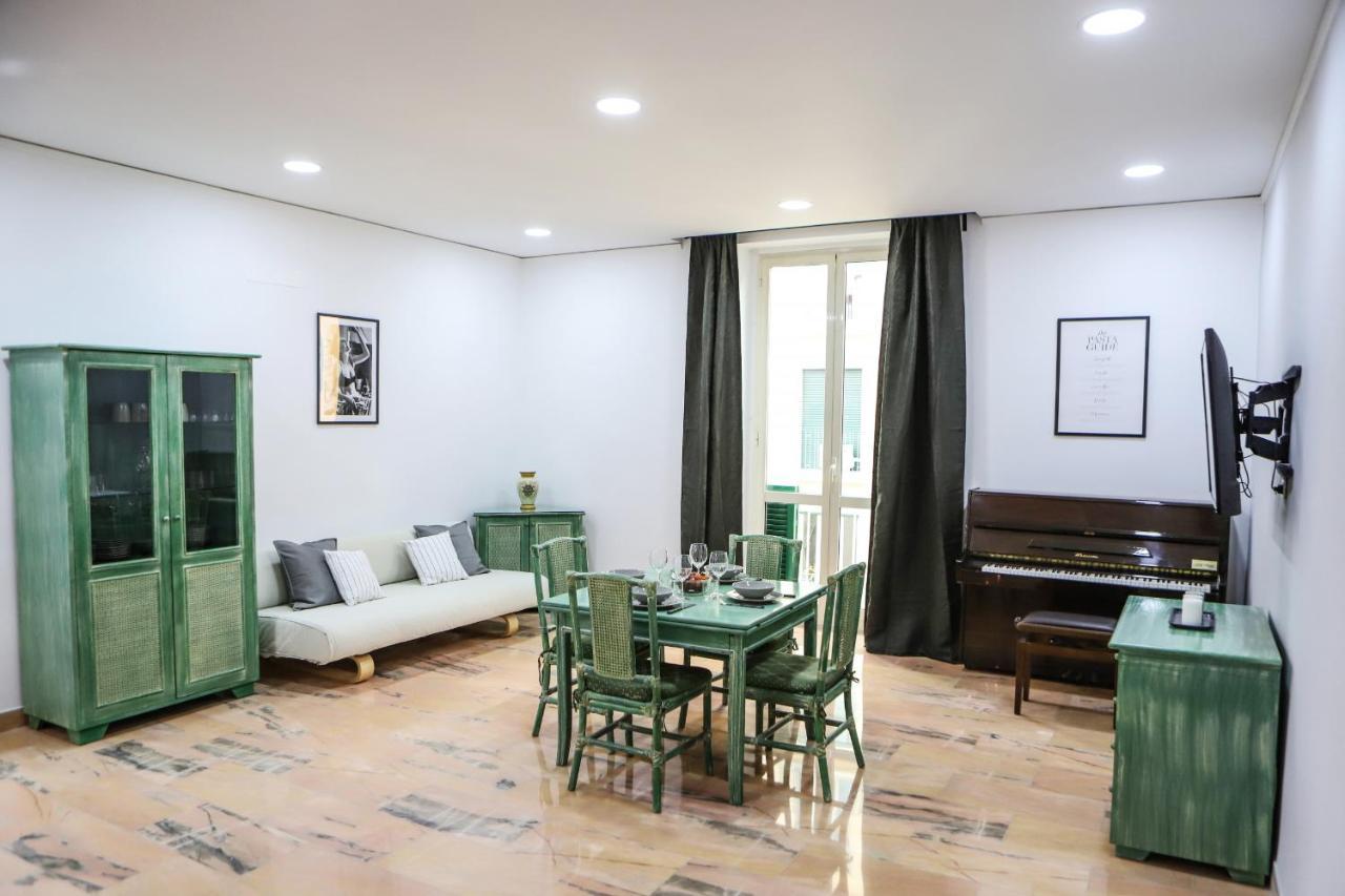 Modern Apartment At Piazza Del Gesu' By Wonderful Italy Nápoly Kültér fotó