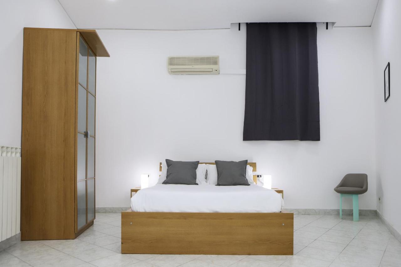 Modern Apartment At Piazza Del Gesu' By Wonderful Italy Nápoly Kültér fotó